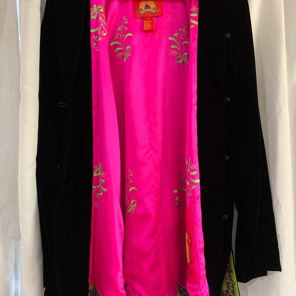 None - Picture 3 of 4